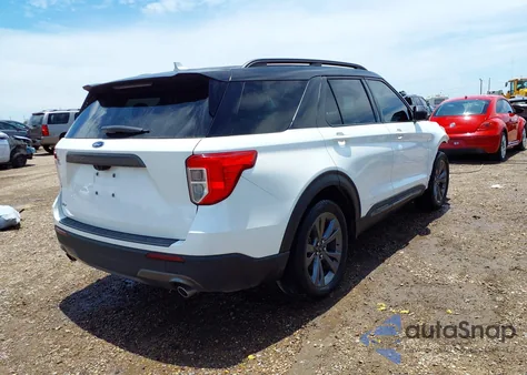 2021 Ford Explorer Xlt z USA, uszkodzony, nr VIN 1FMSK7DH8MGB31410